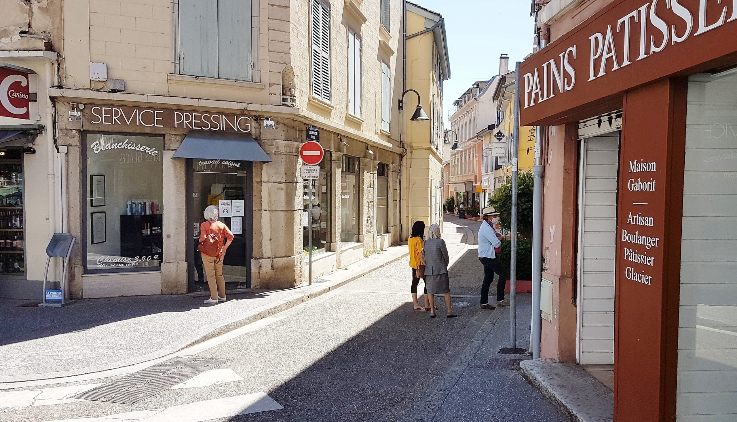 Zones économiques et commerciales – SAINTE-FOY-LES-LYON